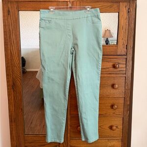 Woman’s L Draper’s & Damon’s Pull-on Green Jeans